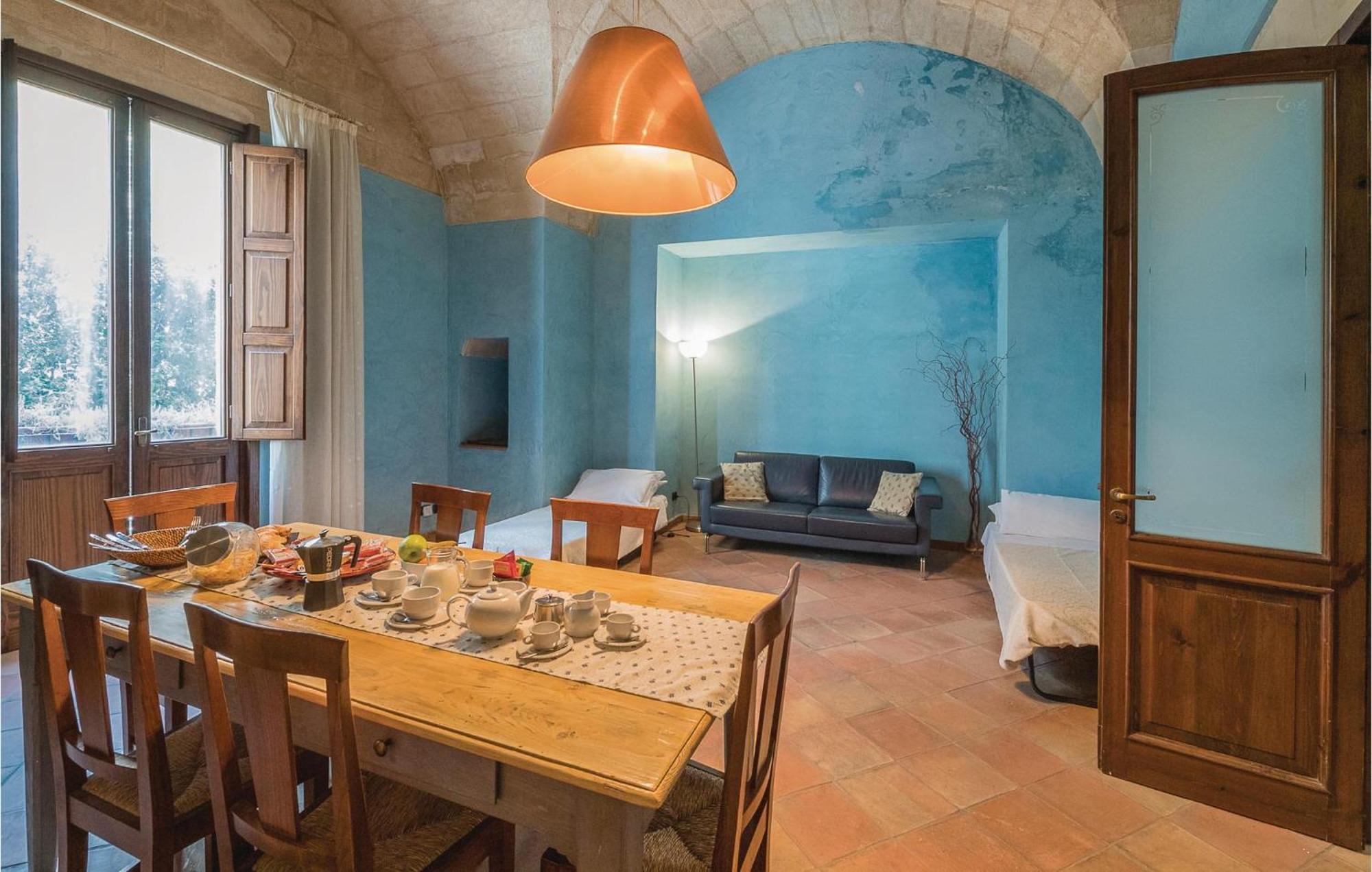 1 Bedroom Awesome Apartment In Lecce Le Exterior photo